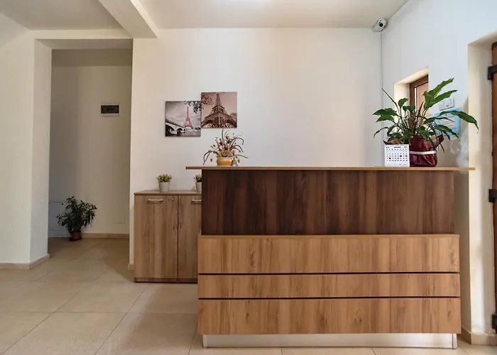 Guest house Pensiunea Diadis 3*